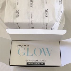 Give It A Glow mini facials (10)